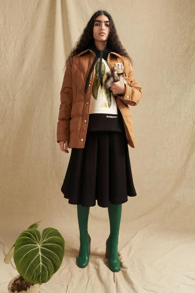 Look 16